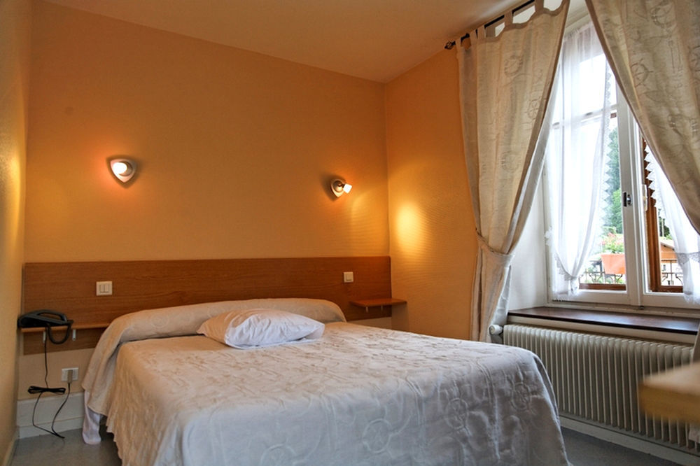Hotel Du Pont La Grand'Combe-Chateleu Buitenkant foto
